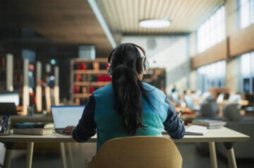 Why Choosing the Best Dissertation Editing Services Can Be the Smartest Academic Move